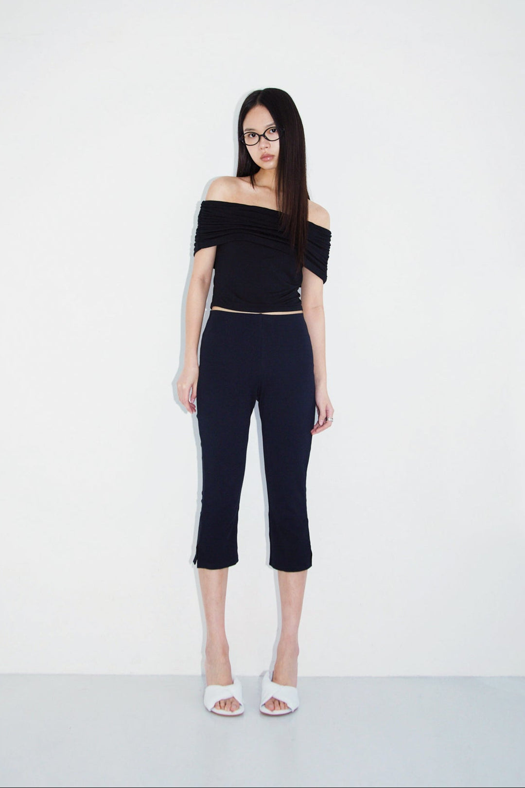 Collagen Ribbed Capri Pants