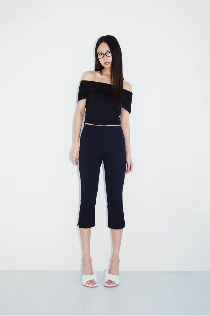 Collagen Ribbed Capri Pants