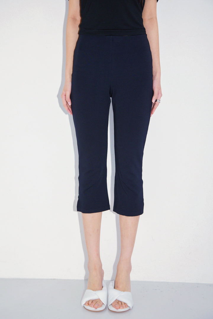 Collagen Ribbed Capri Pants