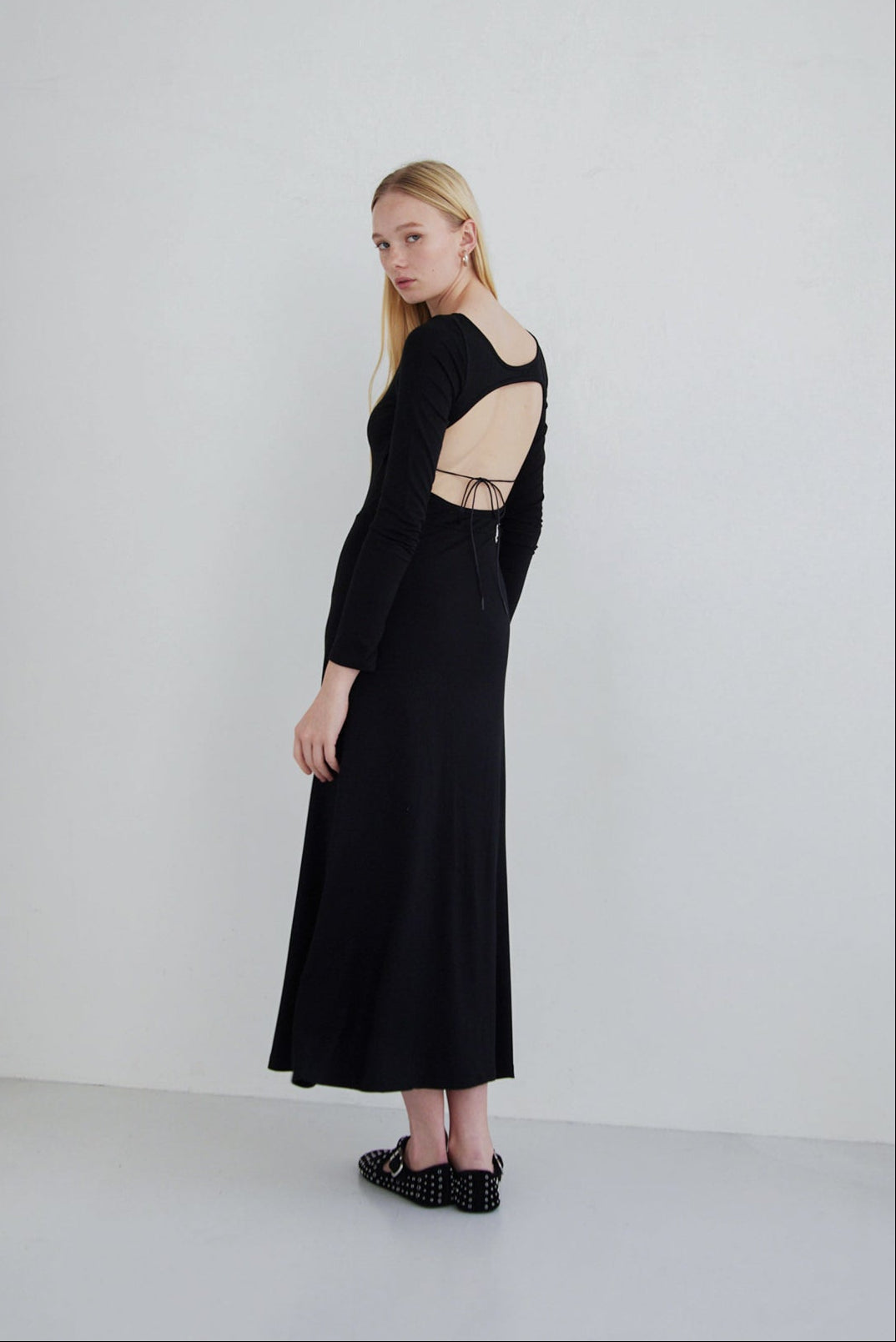 Dresses – determ;