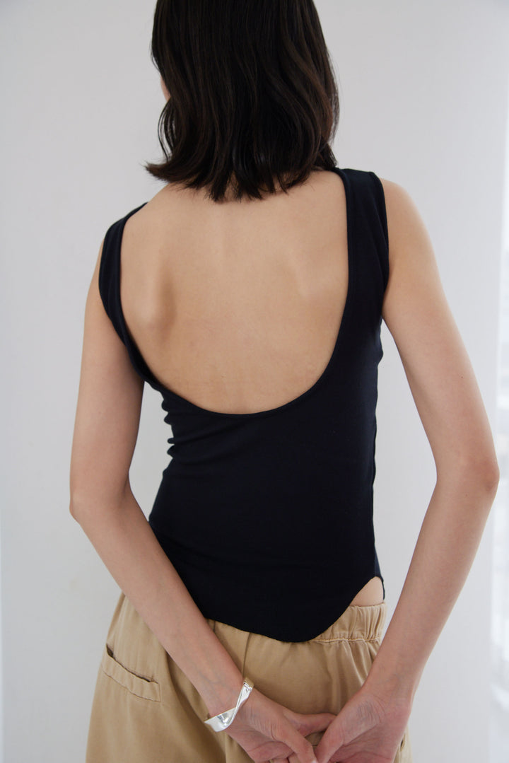 Collagen Ribbed Scoop-Neck Tank Top