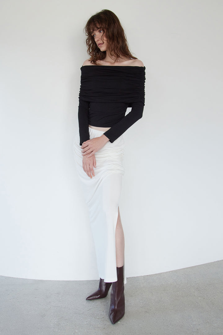 Collagen Gathered Off-Shoulder L/S Top