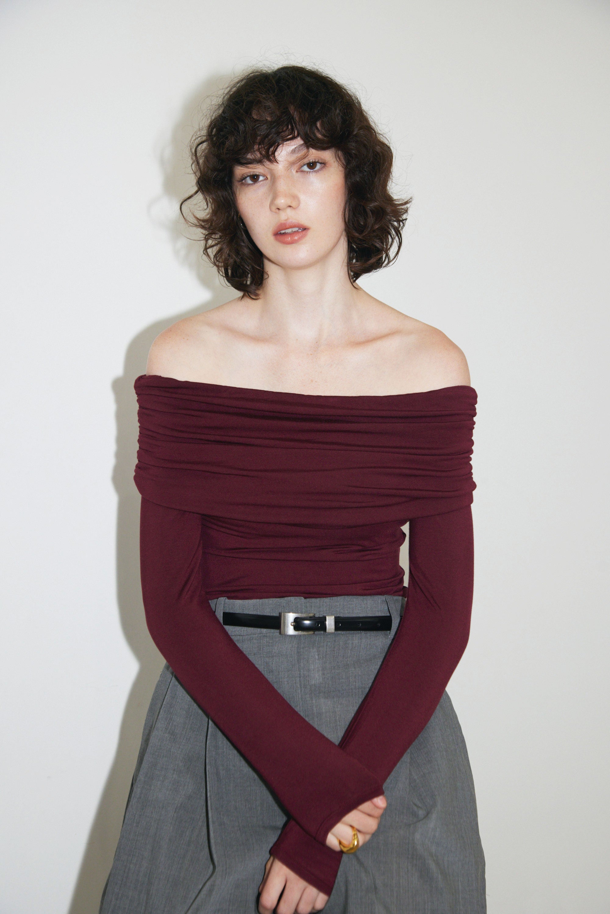 Collagen Off-Shoulder Top – determ;