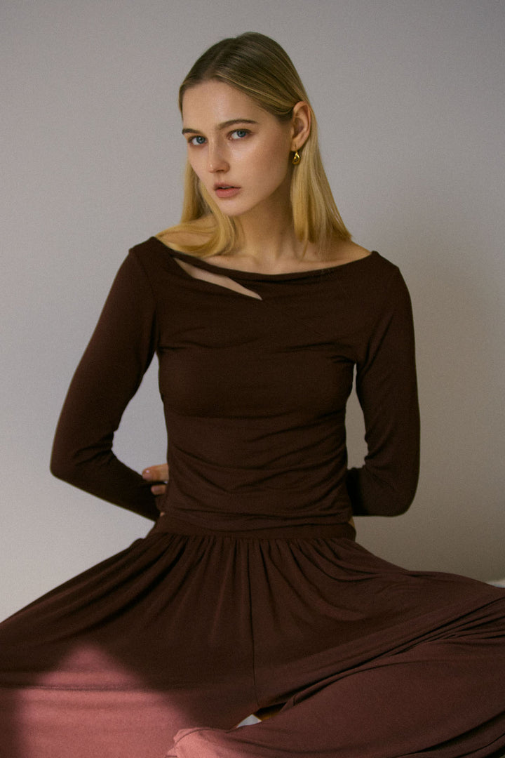 Collagen Cut-Out L/S Top