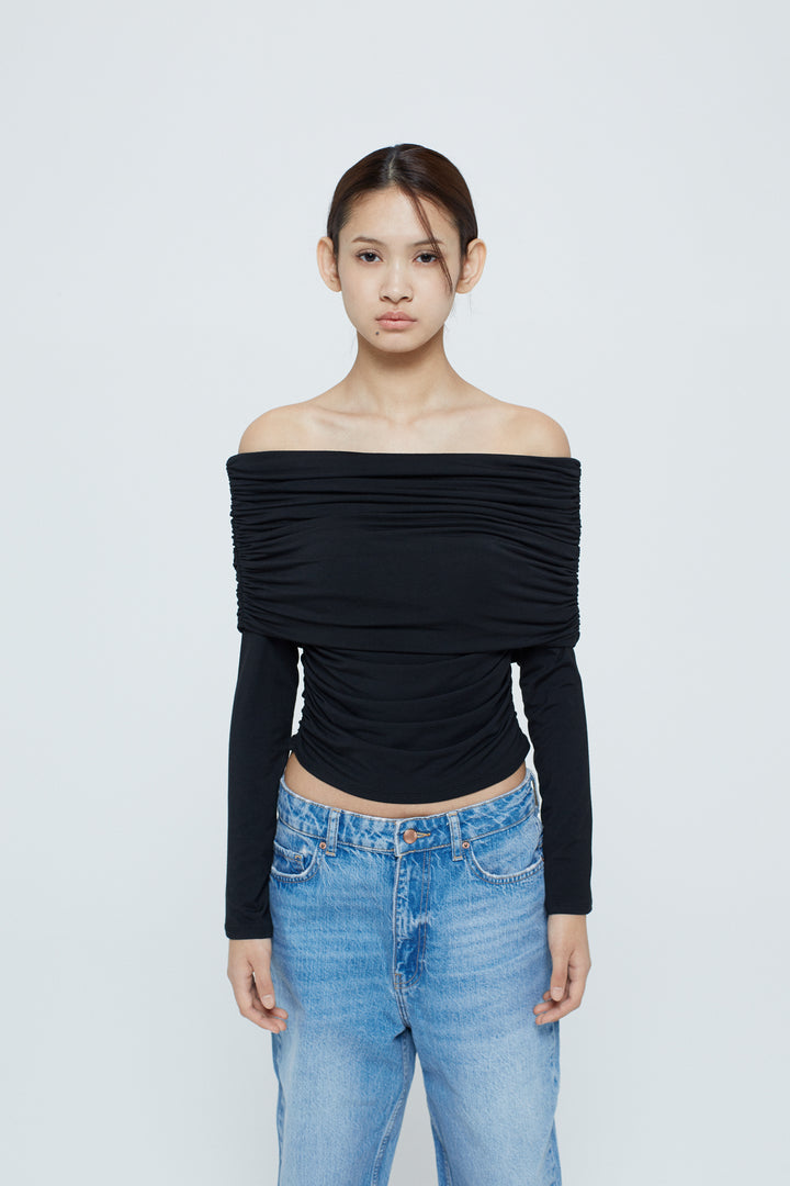 Collagen Gathered Off-Shoulder L/S Top