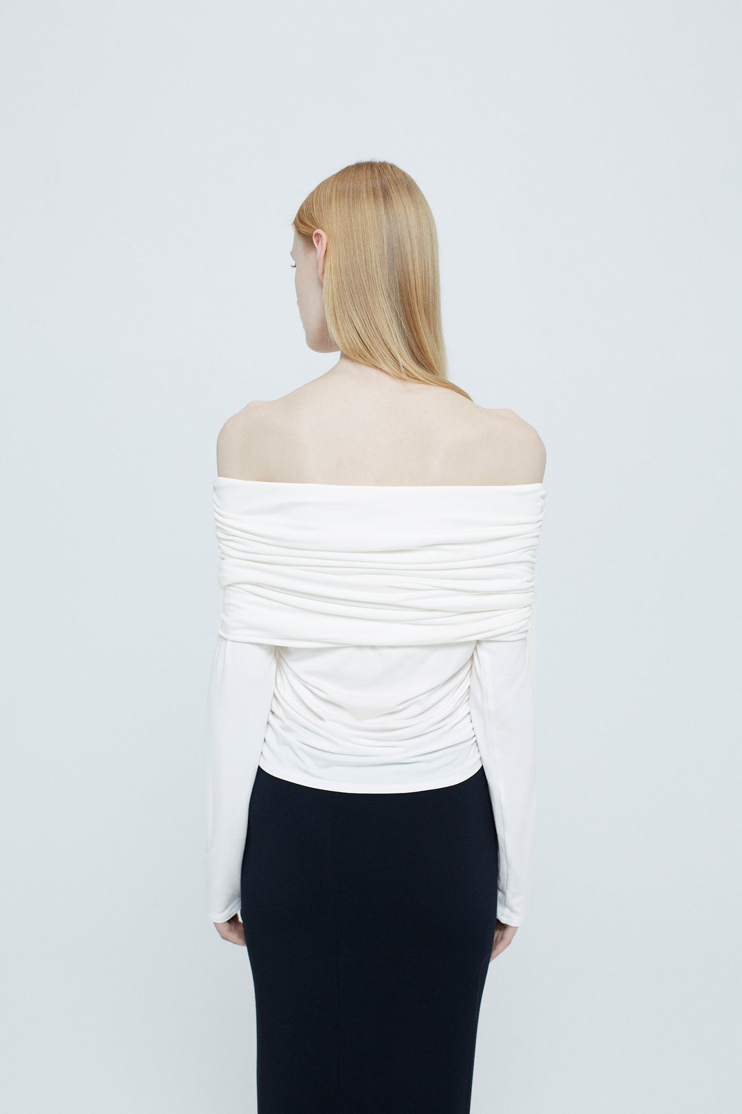 Collagen Gathered Off-Shoulder L/S Top