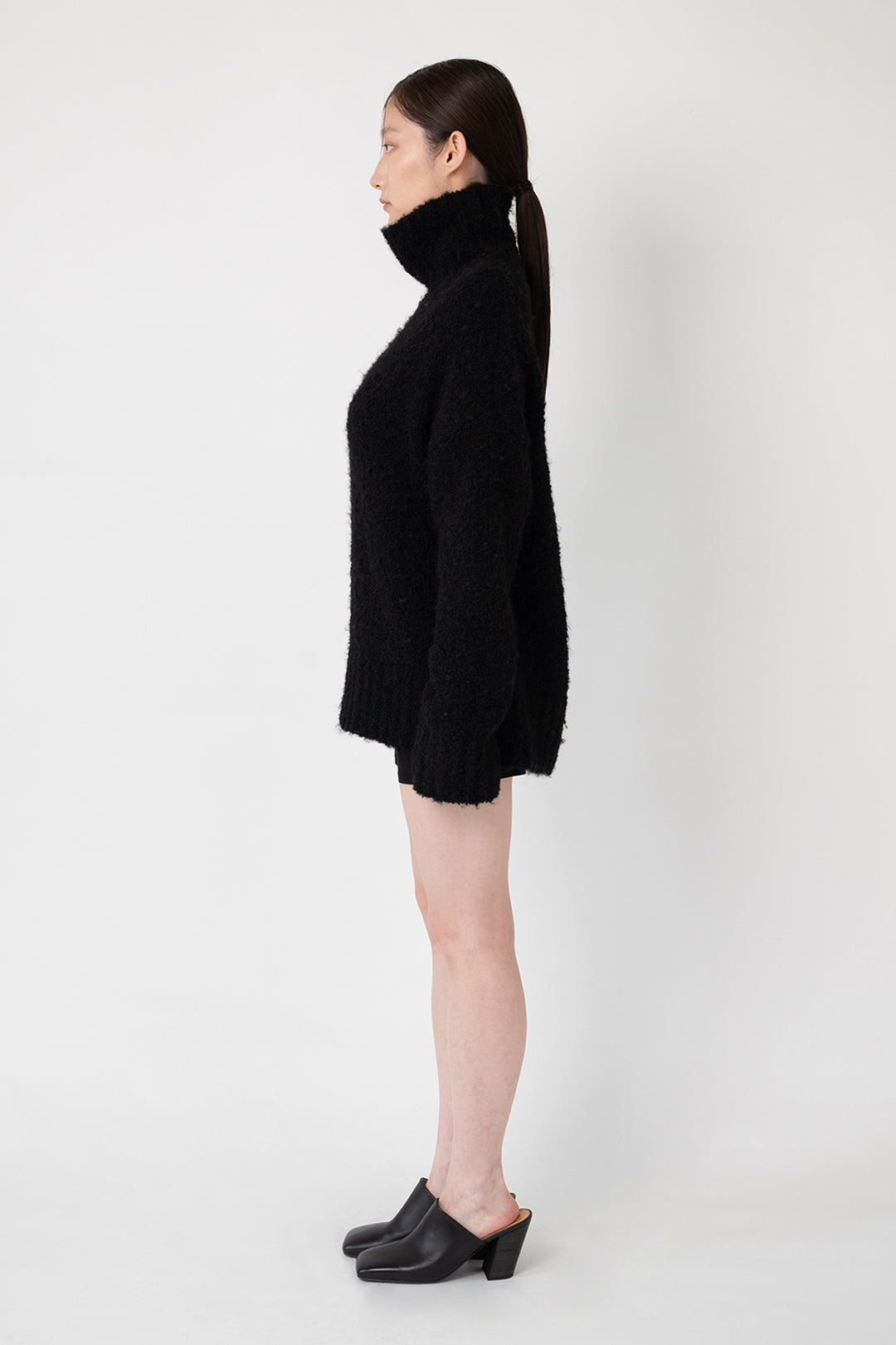 Open back turtle knit