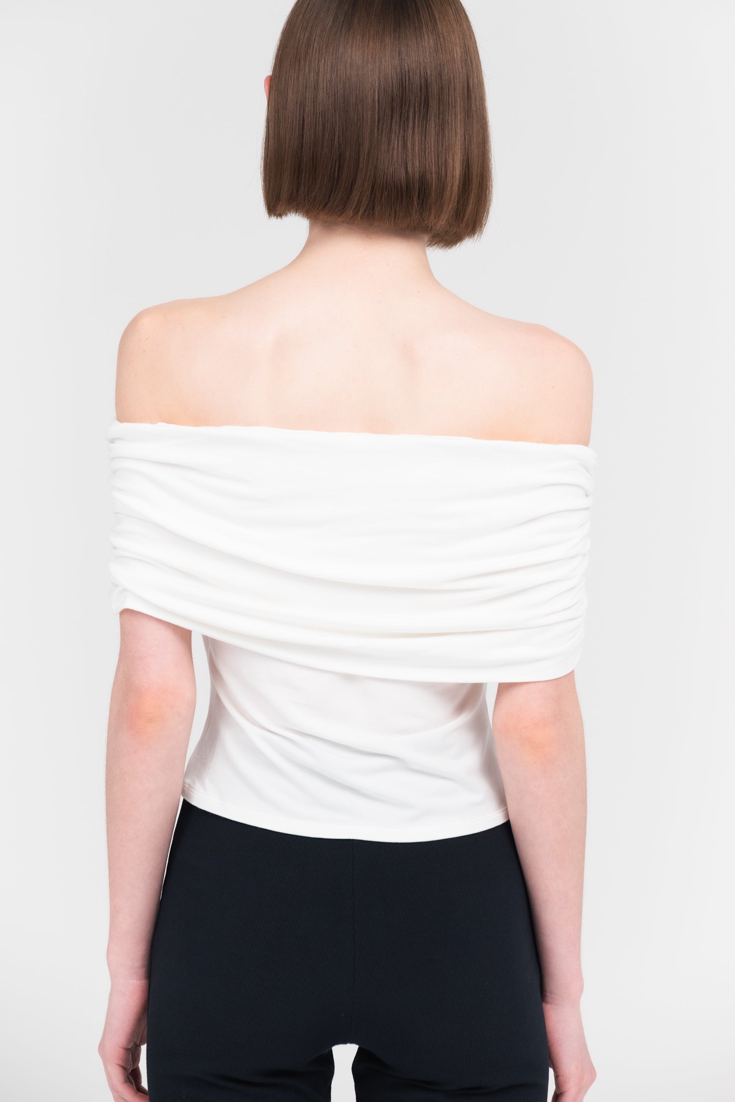 Collagen Gathered Off-Shoulder Top – determ;