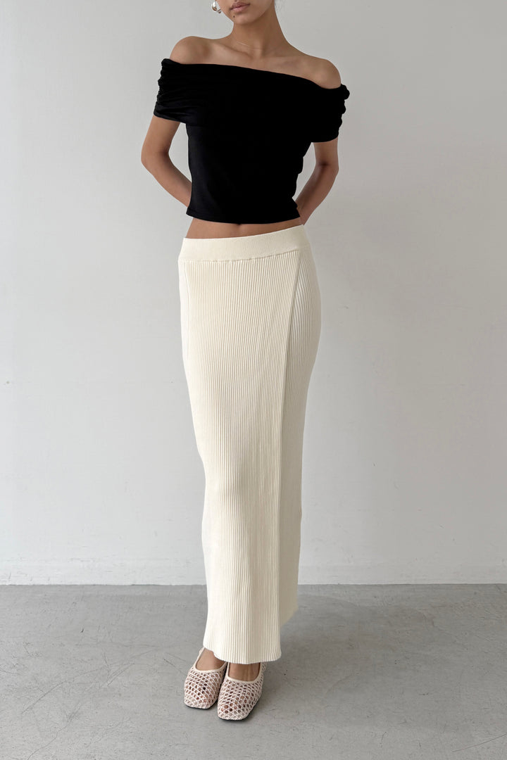 Bamboo Knit Slit Skirt
