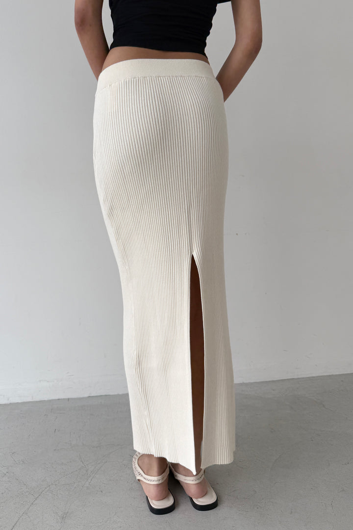 Bamboo Knit Slit Skirt