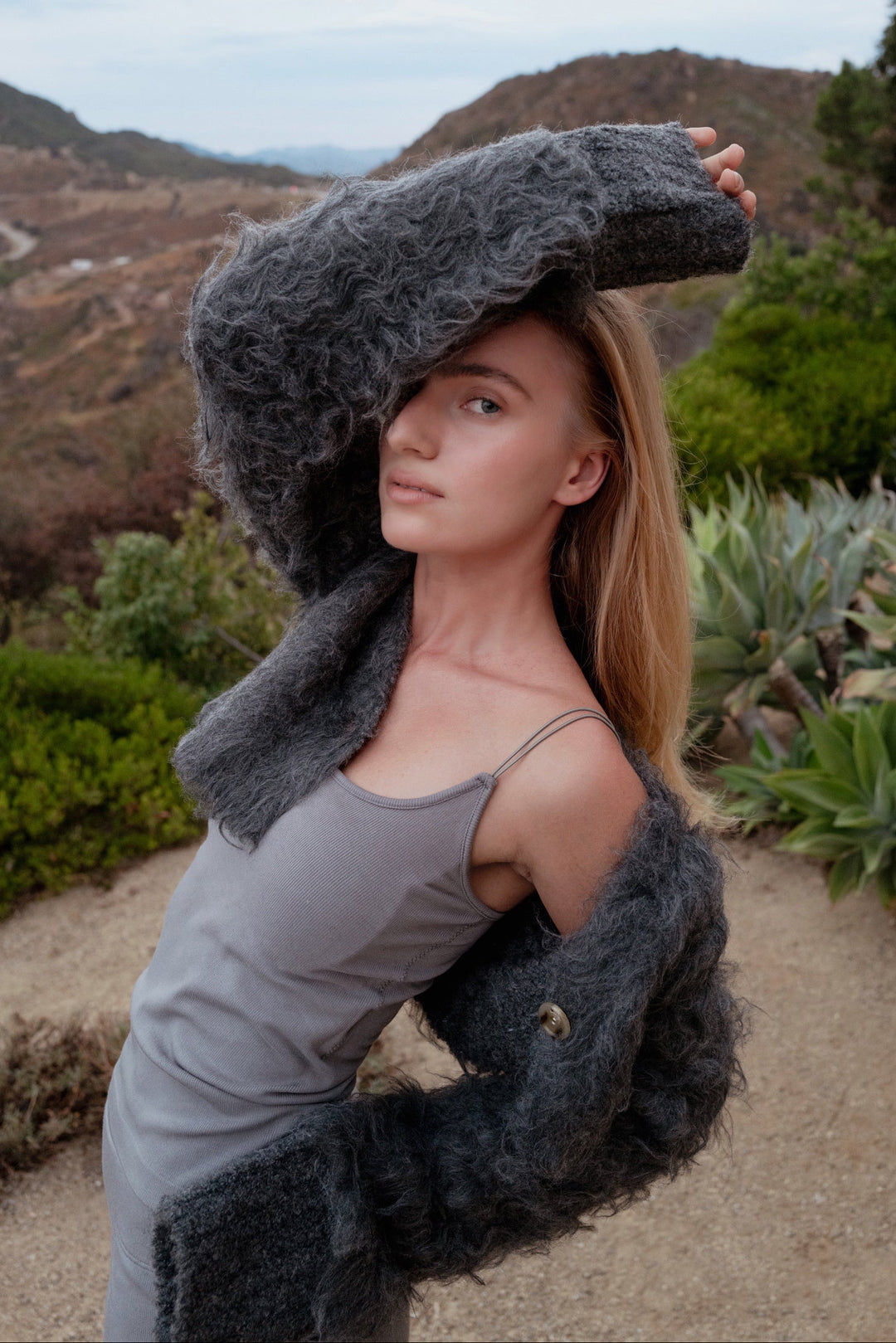 Cropped Shaggy Knit Cardigan